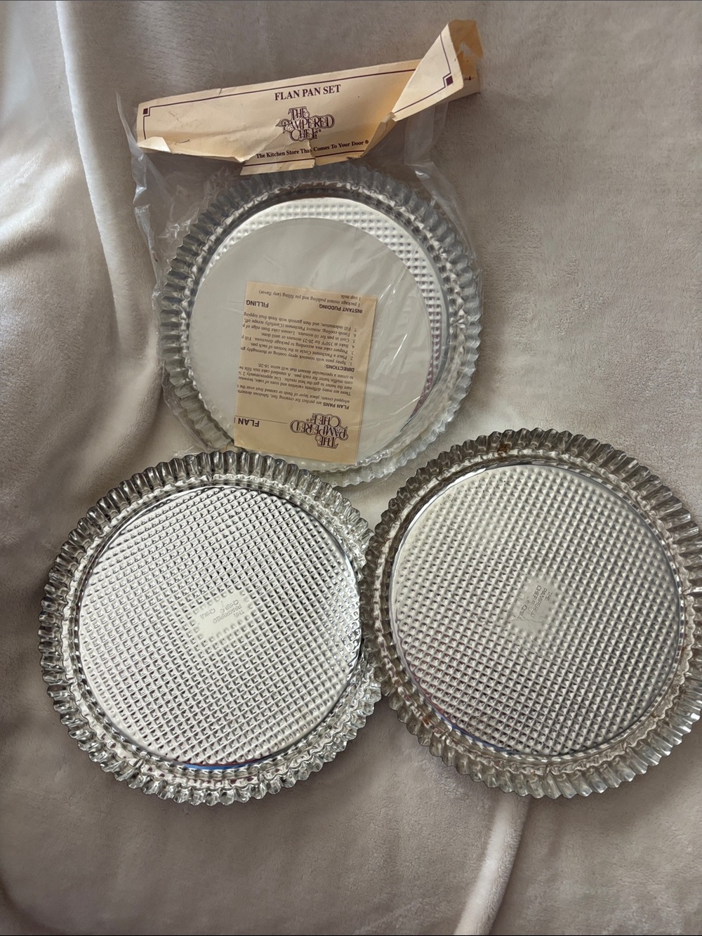 2 sets of pampered chef Flan Pans